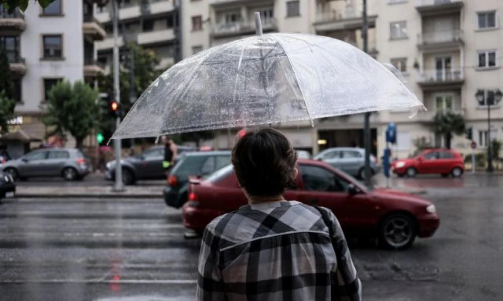 Προβλήματα στη Χίο λόγω της καταρρακτώδους βροχής - Φούσκωσαν χείμαρροι και έφυγαν οικογένειες από χωριό